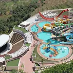 Gold City 1B1B Villa With Free Aquapark