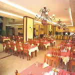 Magnolia Hotel