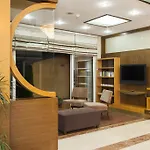 Magnolia Hotel