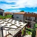 Cona Butik Otel