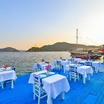 Anfora Hotel