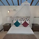 Blu Brezza Marine Hotel
