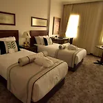 Vira Apart Hotel