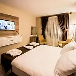 Hotel Business Han