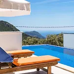 Villa 1 Sleeps 2 Honeymoon Isolated Infinity-Villa Orkide