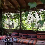Emel Pension