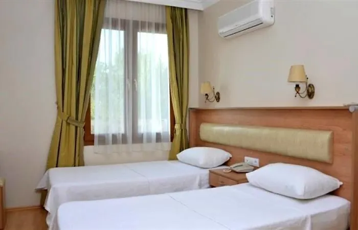 Ebruli Hotel Cunda