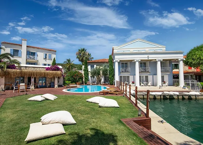 Port Alacati Hotel