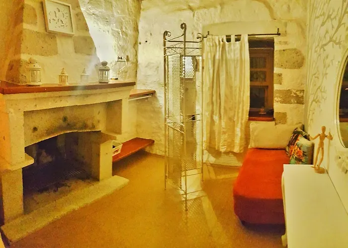 Lilyum Alacati - Tas Ev
