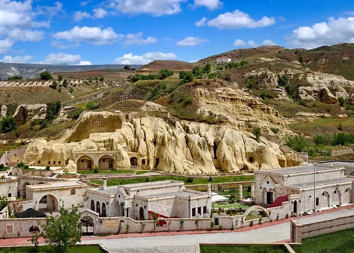 Seraphim Cave Suites & Spa