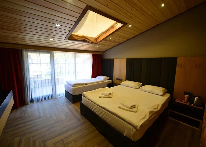 Inanlar Deluxe Hotel & Bungalow