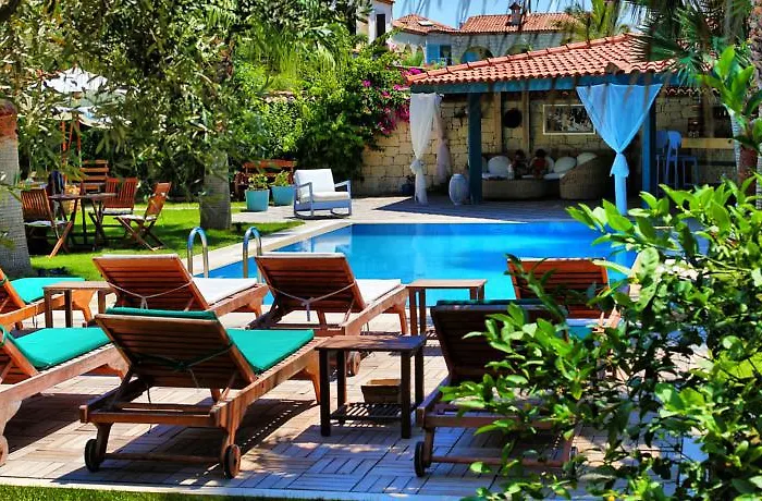 Tash Mekan Alacati