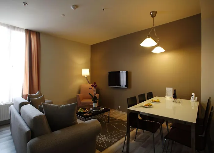 Home Stay Home Sisli