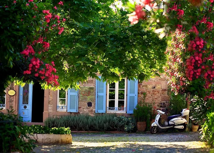 Cunda Lena Otel