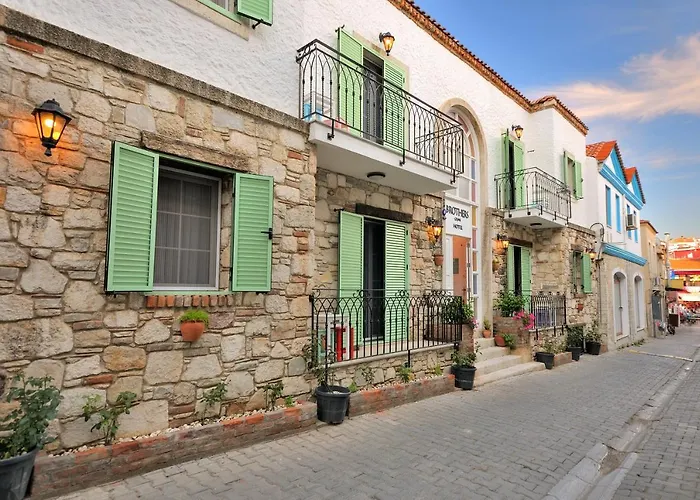 Brothers Cesme Boutique Hotel