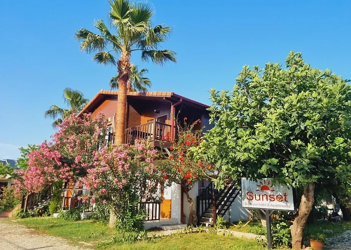 Sunset Boutique Hotel & Apartments