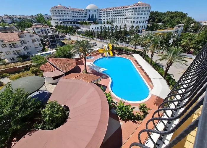 Side Palm D\'Or Hotel