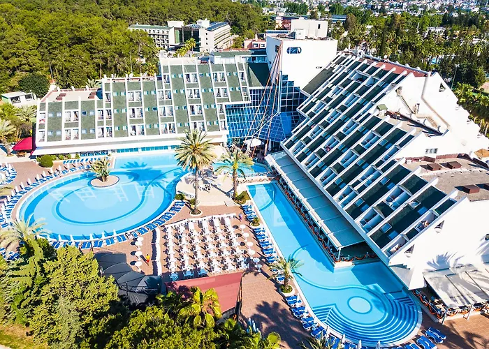Queen\'S Park Goynuk Hotel
