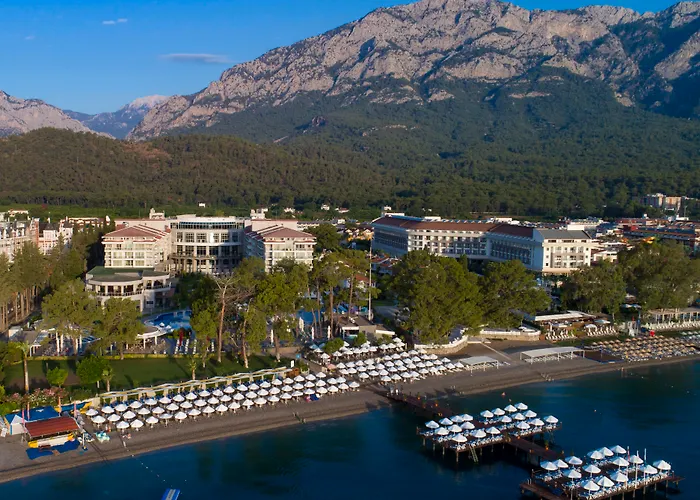 Akra Kemer