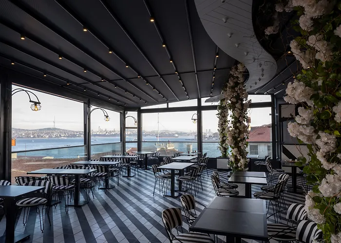 Ferman Port Hotel - Special Category