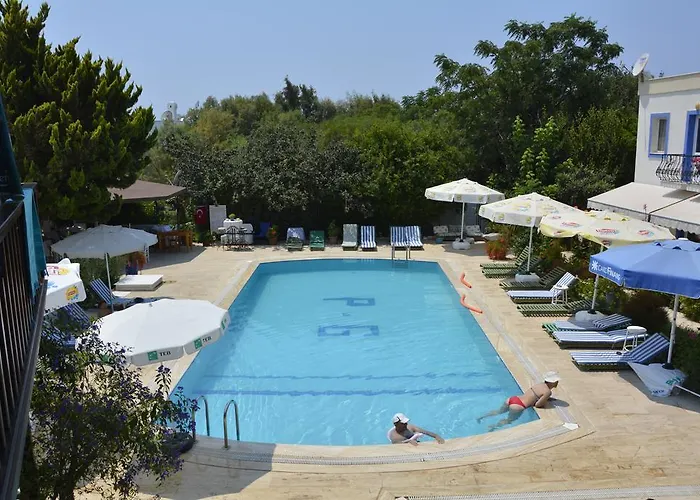 Paradise Garden Apartments