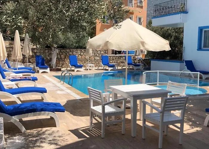 Lizo Hotel