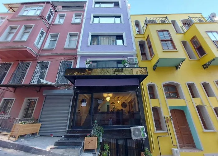 Peker Hotel