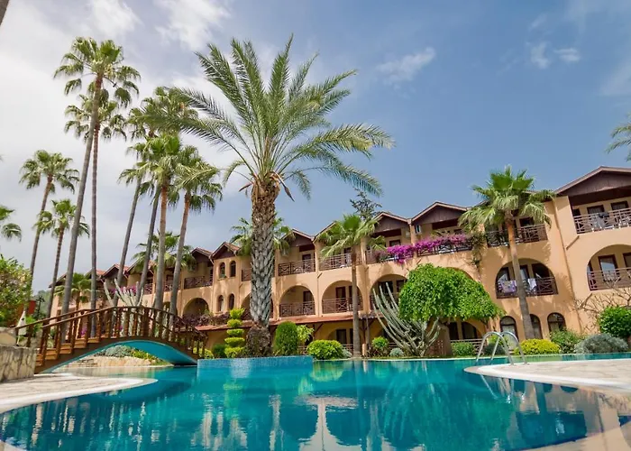 Club Tropical Beach Hotel