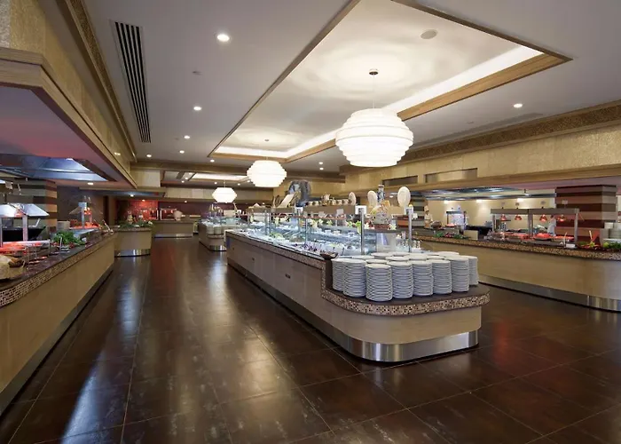 Club Grand Side