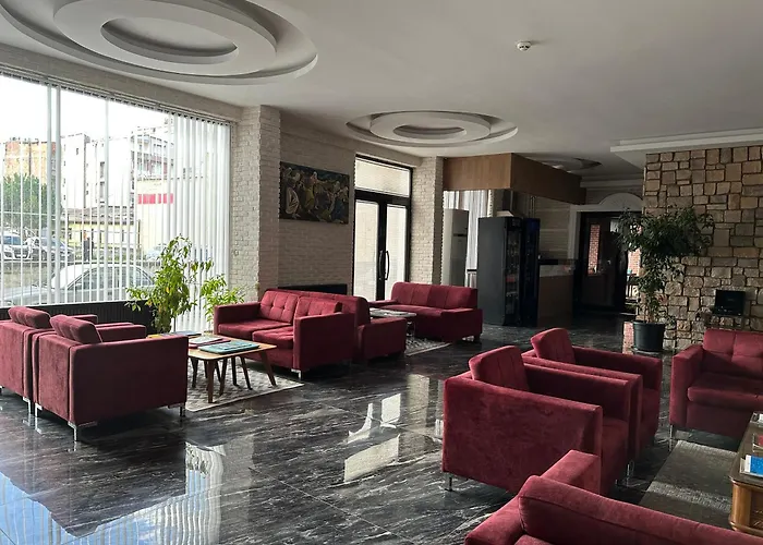 Grand Delux Hotel