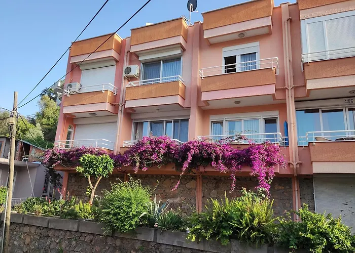 Duplex House On The Castle Road With A Seaview