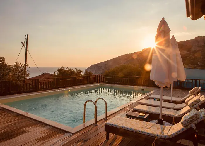 Likya House - Deniz Ve Doga Manzarali, Havuzlu