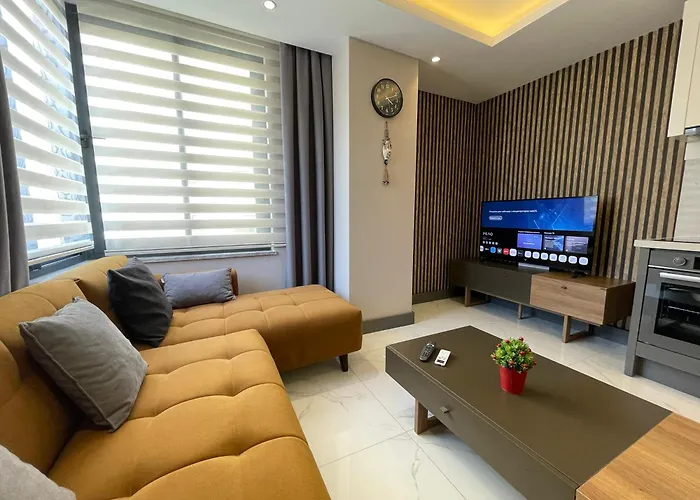 Sa Apartments! 500M To The Cleopatra Beach