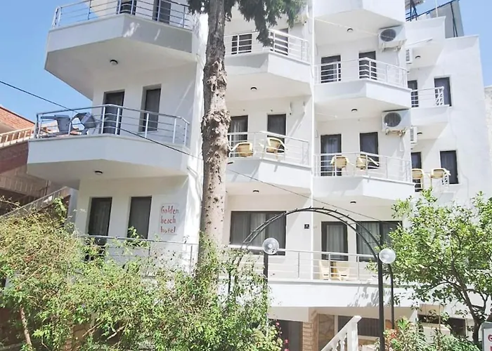 Golden Beach Hotel