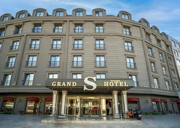 Grand S Hotel