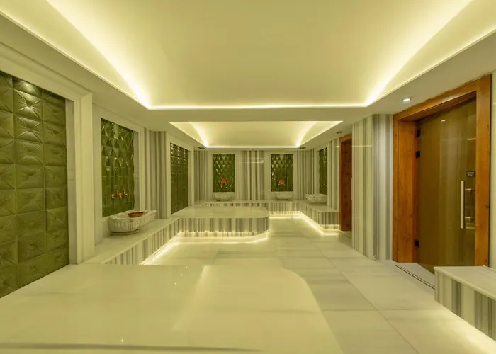 Mq Hotel Suites
