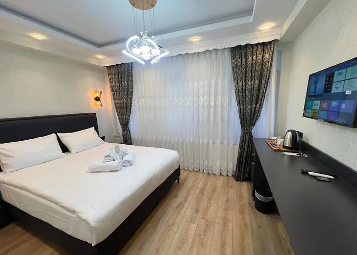 Feycem Suites Hotel