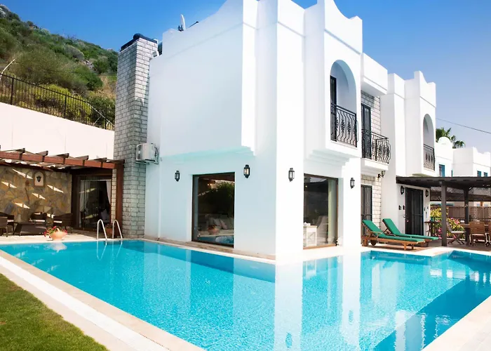 Villa Rana By Important Group Travel