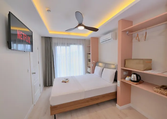 Calis Hotel