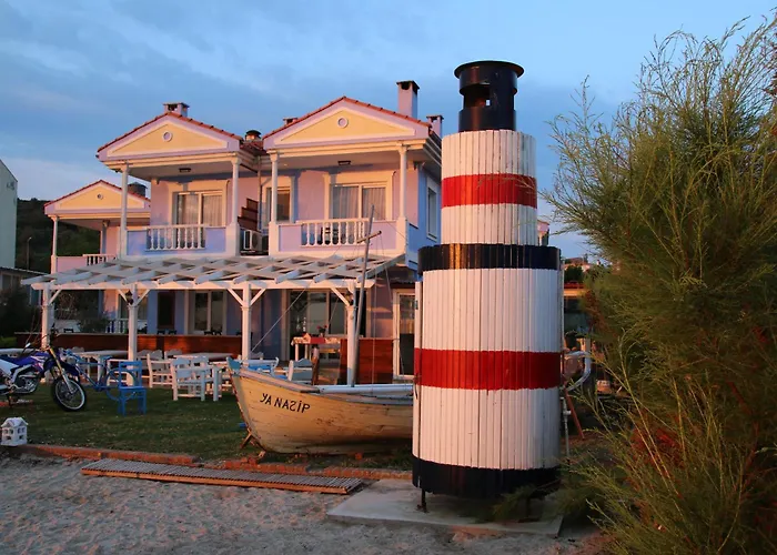 Cundavilla Hotel & Suites