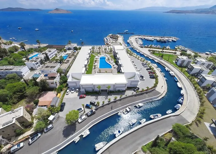 Lugga Boutique Hotel & Beach
