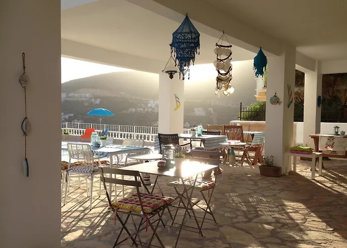 Lavender\'S Lodge Hotel