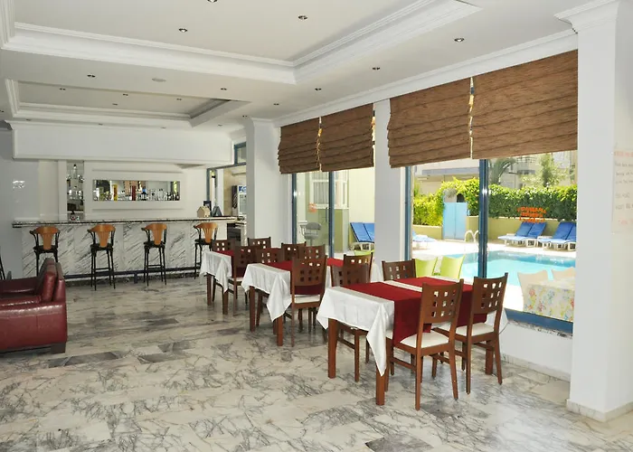 Almera Apart Hotel