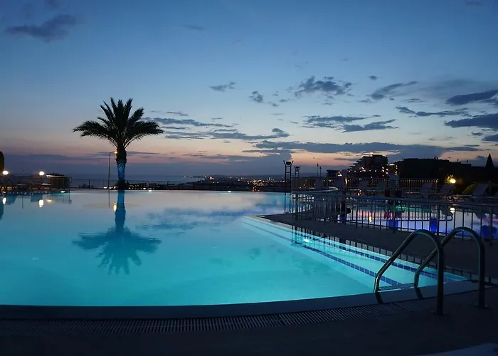 Sunset Beach Vip 1 Residences