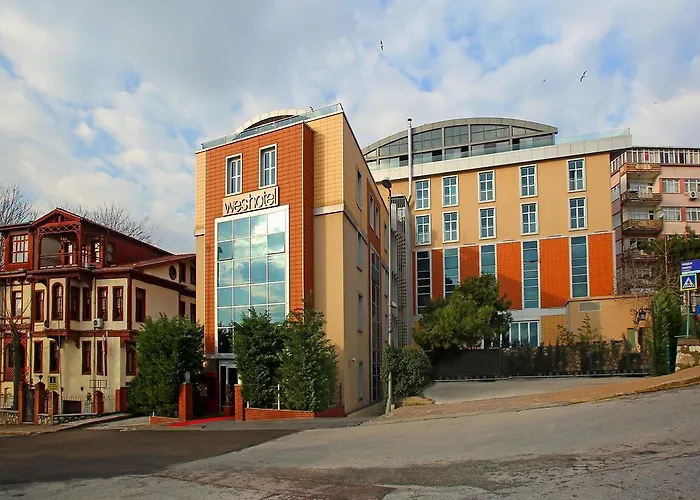 Wes Hotel