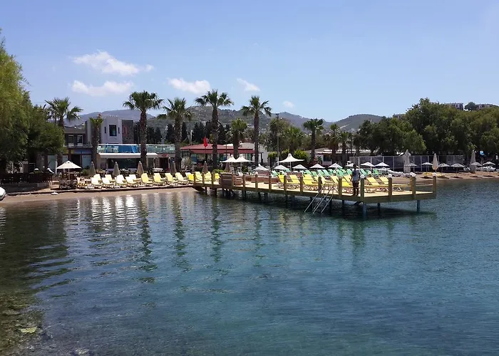 Nomia Boutique Hotel