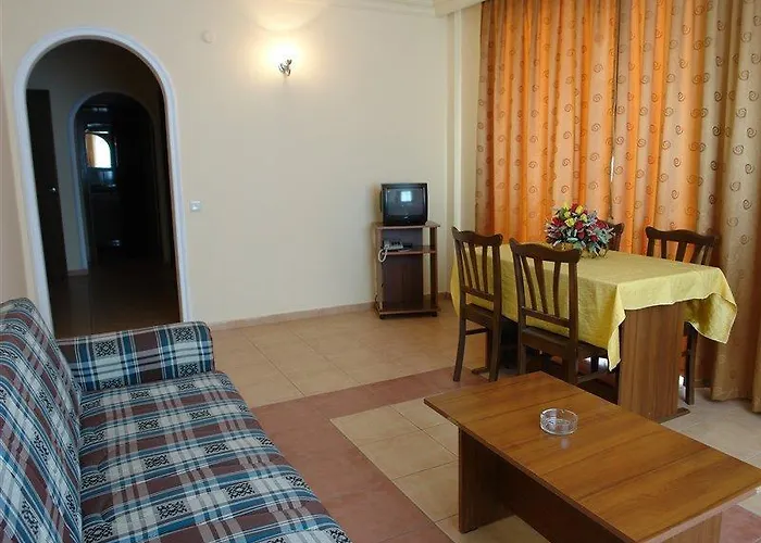 Best House 2 Apartments