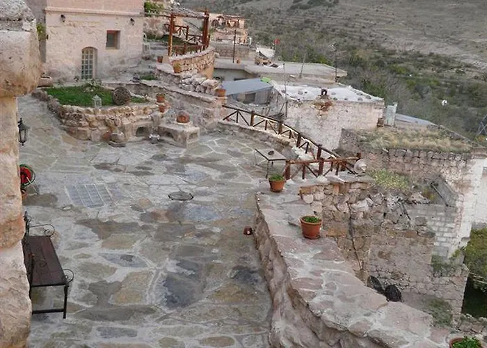 Akcave Suites And Resort