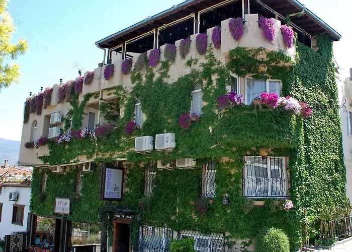 Hotel Bella