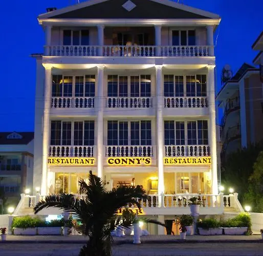 Conny\'S Hotel (Adults Only)